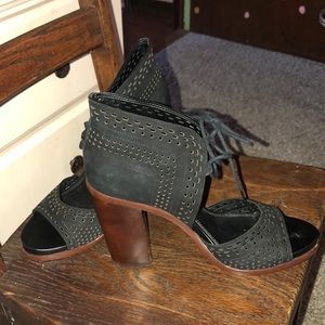 Gianni Bini Heels